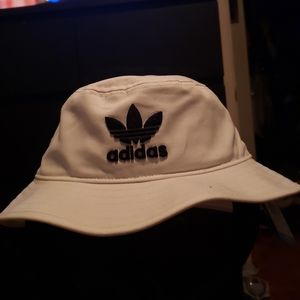 Adidas Adicolor Bucket Hat